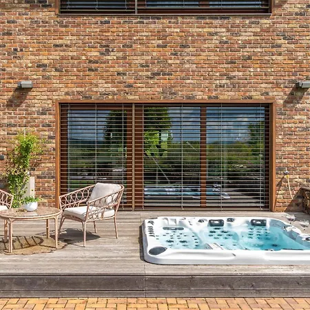 Villa Rezidence Mala Louka *