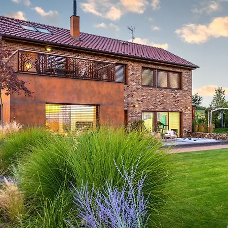 Rezidence Mala Louka 빌라 Kublov