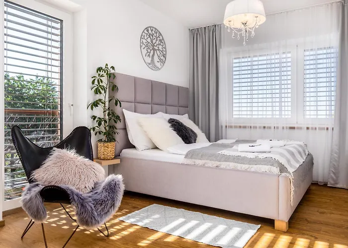 빌라 Rezidence Mala Louka